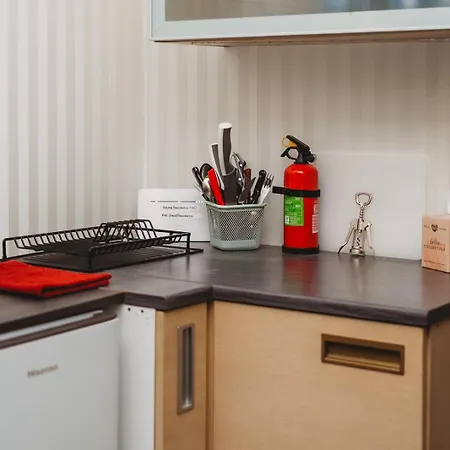 In Old Town, Cozy & Convenient - C *