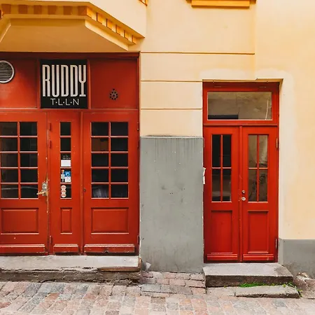 Apartment In Old Town, Cozy & Convenient - C Tallinn